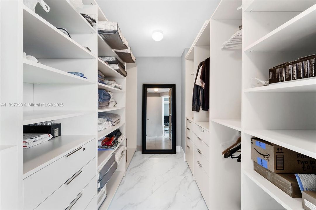 最近租的: $6,300 (2 贝兹, 2 浴室, 1675 平方英尺)