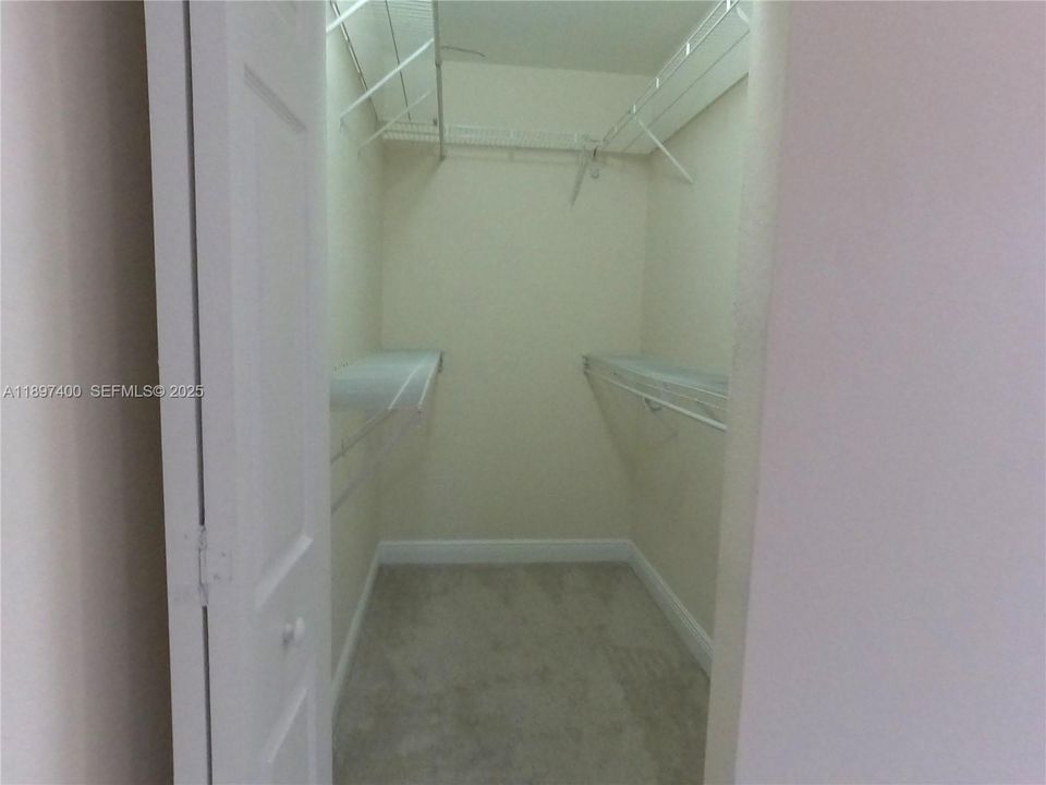 Active With Contract: $2,650 (3 beds, 2 baths, 1103 Square Feet)