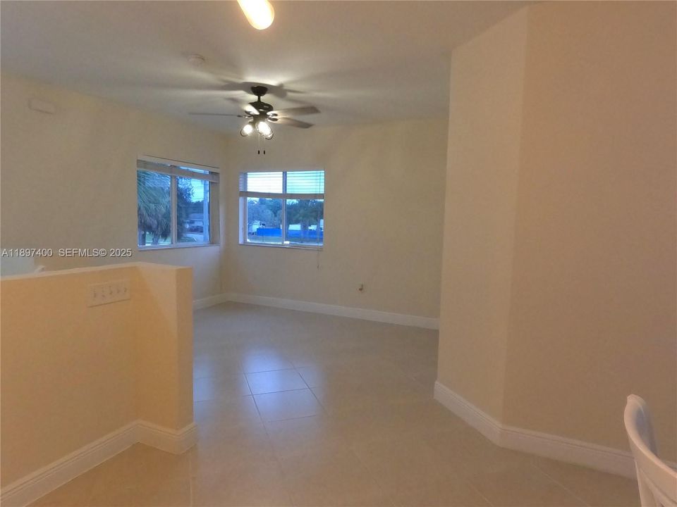 Active With Contract: $2,650 (3 beds, 2 baths, 1103 Square Feet)