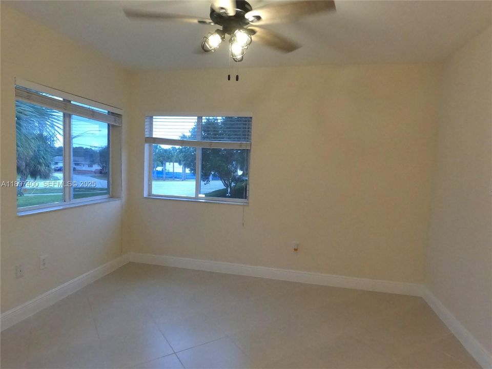 Active With Contract: $2,650 (3 beds, 2 baths, 1103 Square Feet)