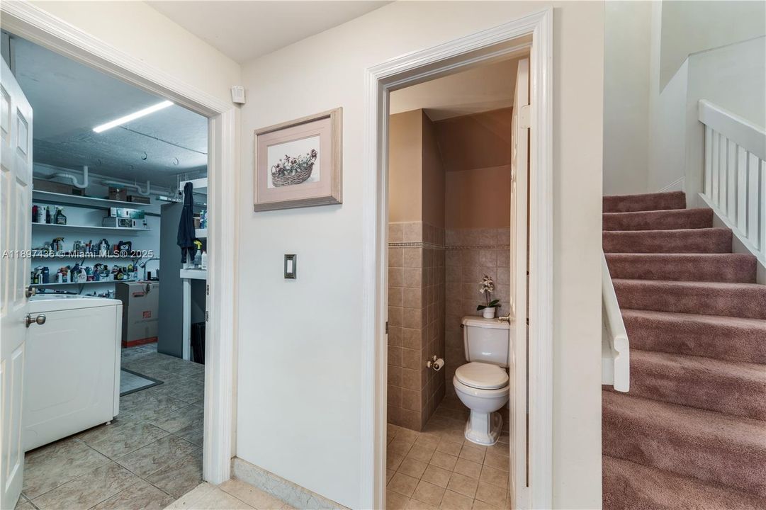 1/2 bathroom