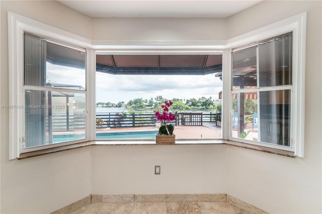 Active With Contract: $755,000 (3 beds, 2 baths, 1985 Square Feet)