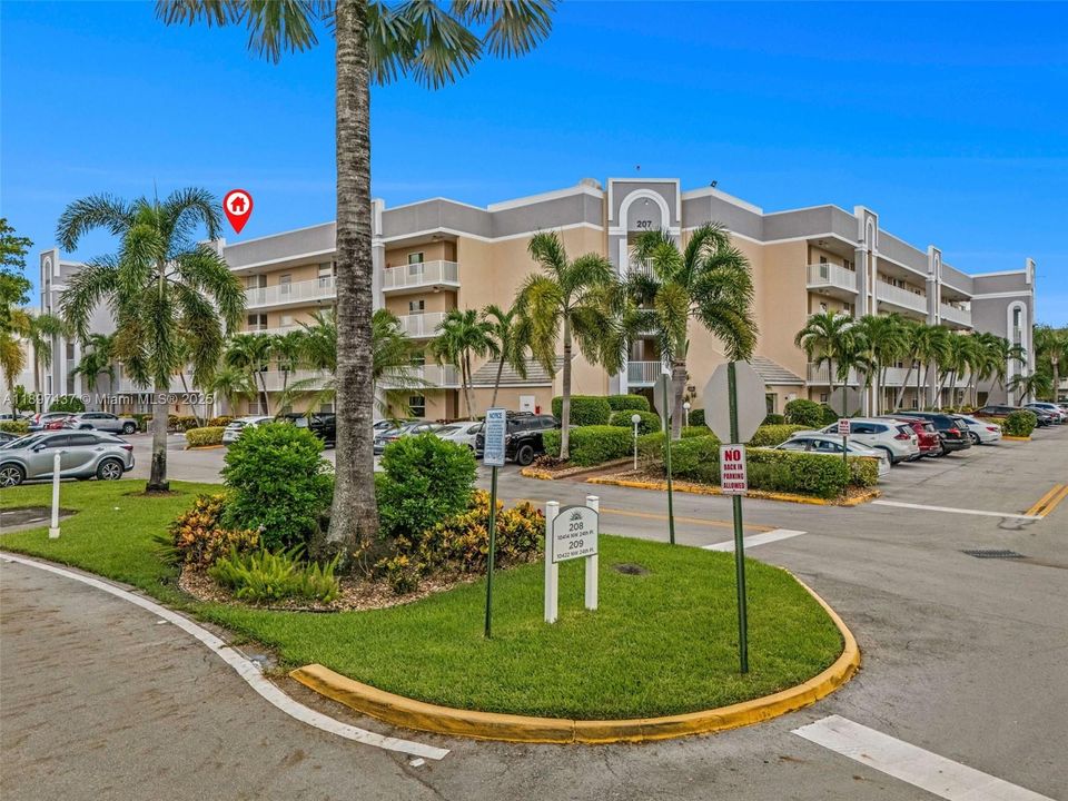 На продажу: $149,000 (2 спален, 2 ванн, 950 Квадратных фут)