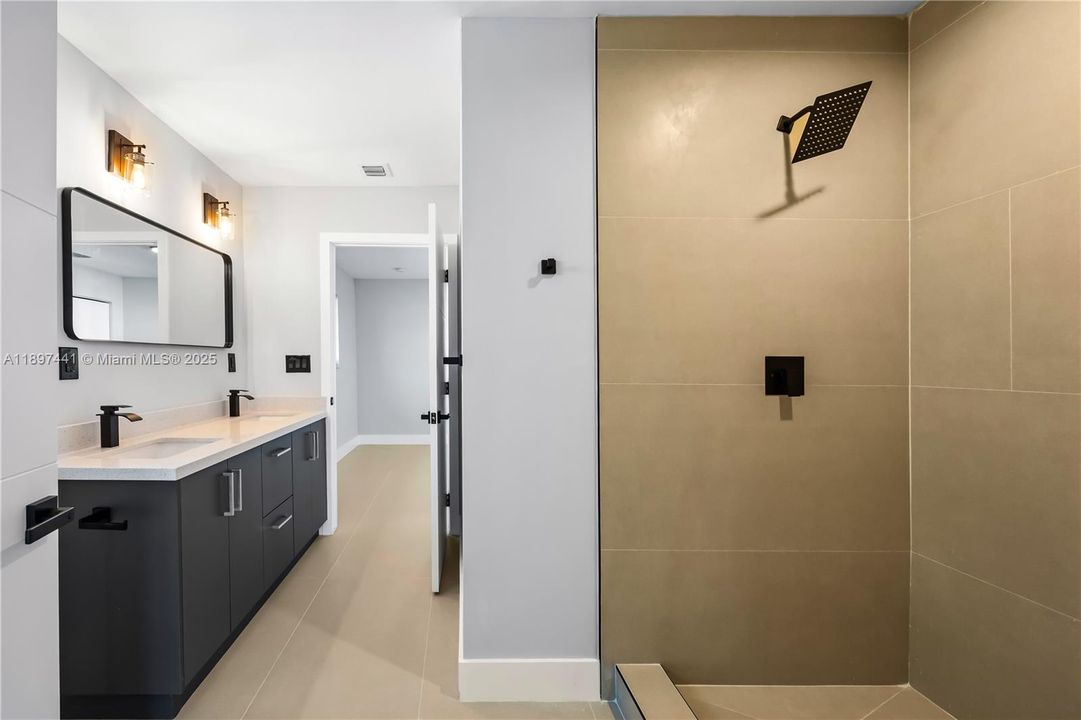 Recently Sold: $699,900 (3 beds, 2 baths, 1510 Square Feet)