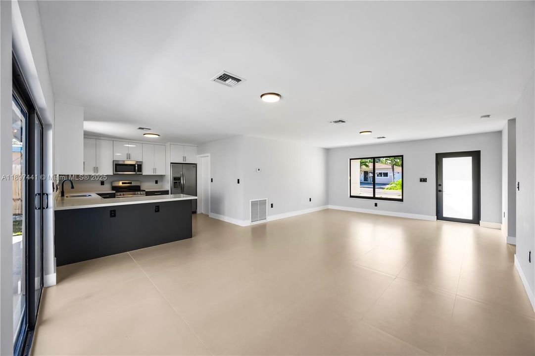 Recently Sold: $699,900 (3 beds, 2 baths, 1510 Square Feet)