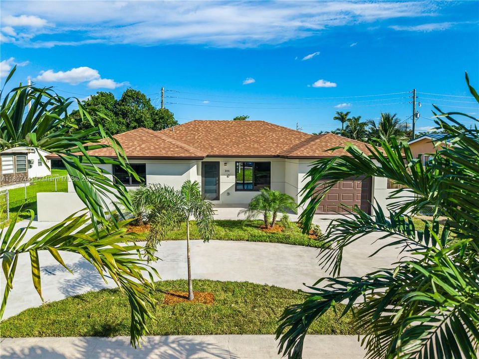 Recently Sold: $699,900 (3 beds, 2 baths, 1510 Square Feet)