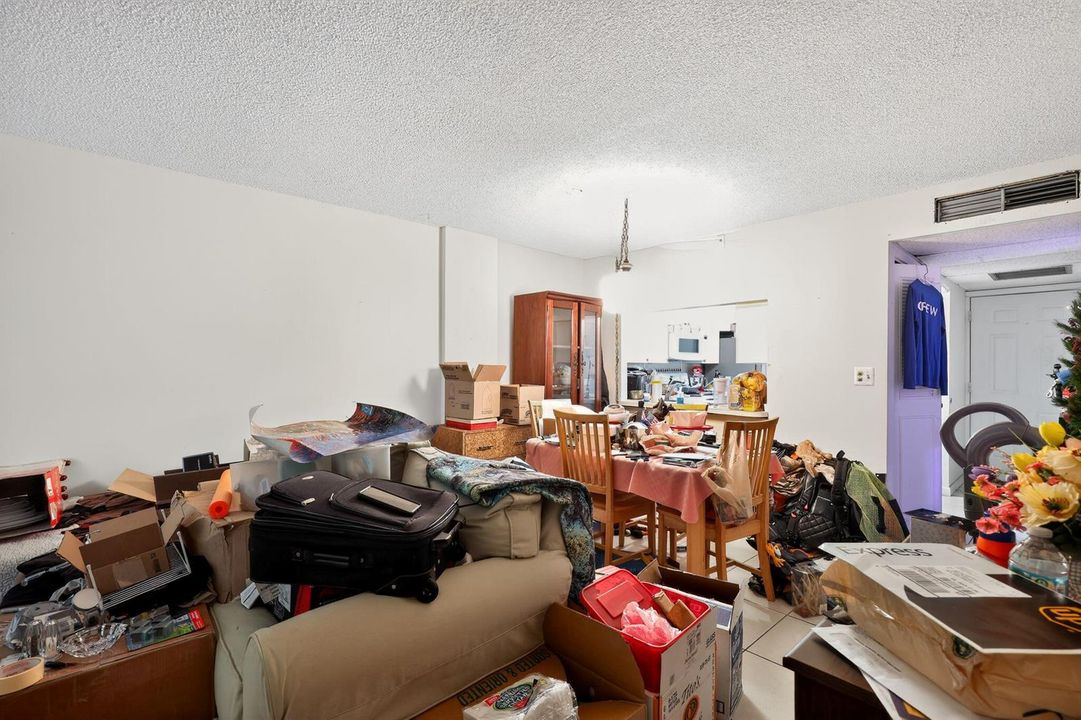 04_111_Royal_Pk_Dr_APT_4A_Oakland_Park_F