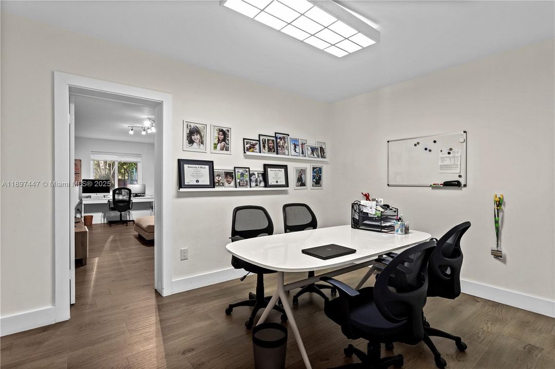 For Sale: $3,980,000 (7 beds, 5 baths, 5452 Square Feet)