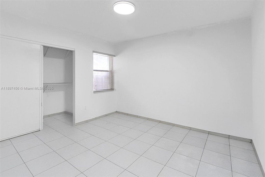 Недавно продано: $629,900 (3 спален, 2 ванн, 1676 Квадратных фут)