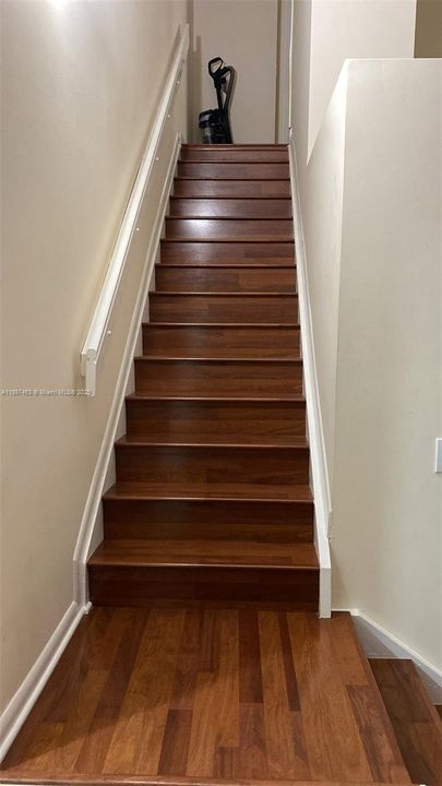 For Rent: $2,800 (2 beds, 2 baths, 1241 Square Feet)