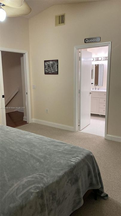 For Rent: $2,800 (2 beds, 2 baths, 1241 Square Feet)