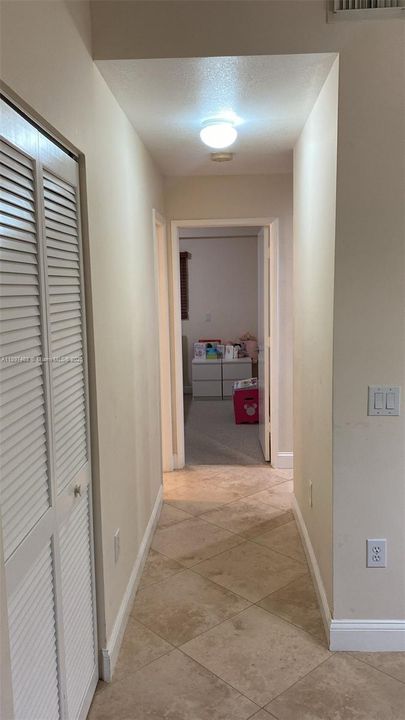 For Rent: $2,800 (2 beds, 2 baths, 1241 Square Feet)