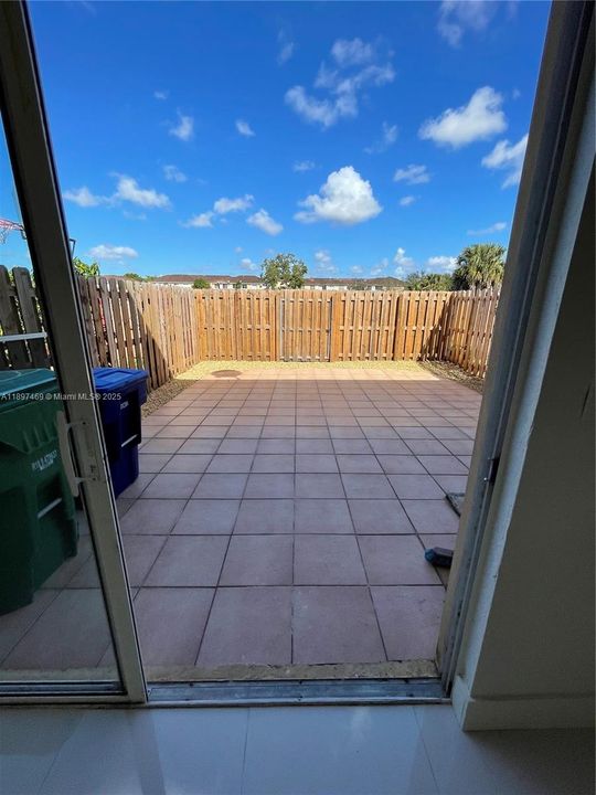 待售: $469,000 (3 贝兹, 2 浴室, 1387 平方英尺)