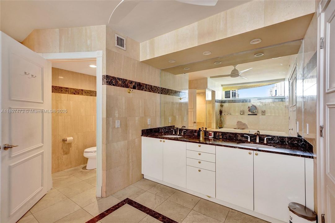 待售: $2,199,000 (3 贝兹, 3 浴室, 1840 平方英尺)