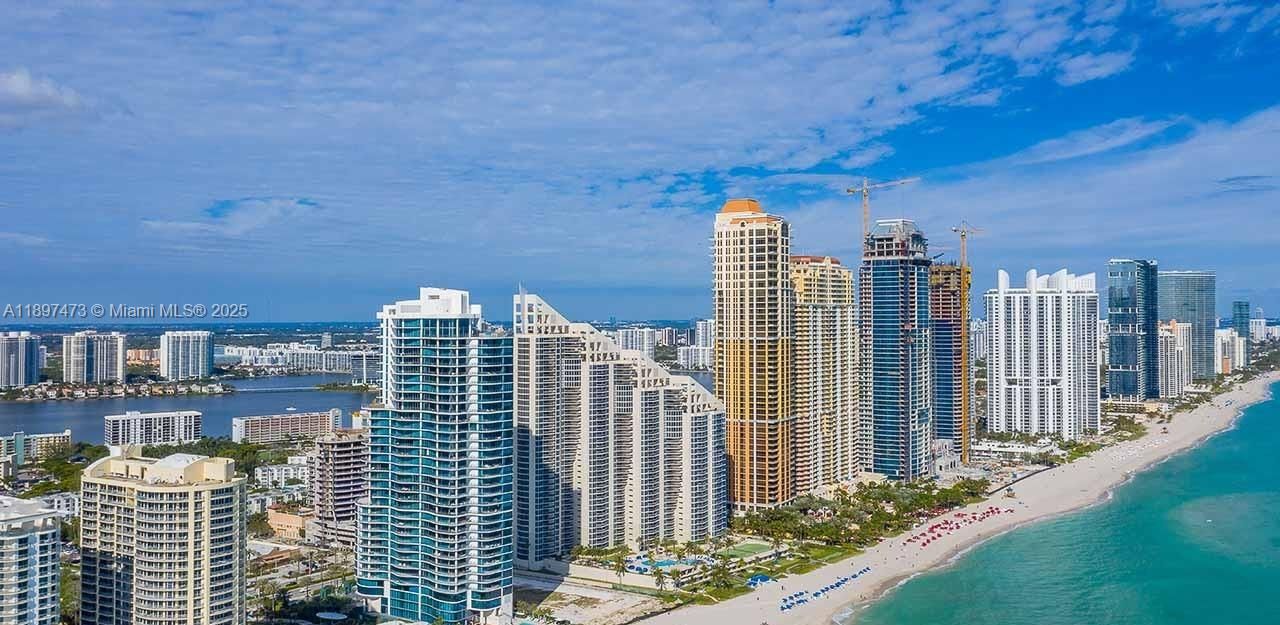 待售: $2,199,000 (3 贝兹, 3 浴室, 1840 平方英尺)