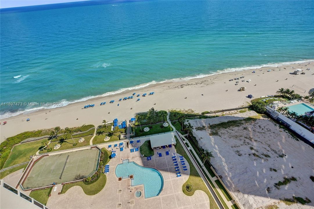 待售: $2,199,000 (3 贝兹, 3 浴室, 1840 平方英尺)