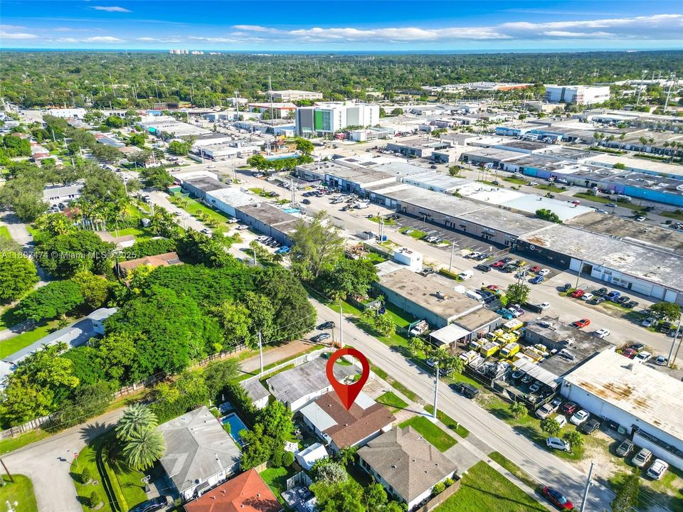 For Sale: $590,000 (3 beds, 2 baths, 1297 Square Feet)