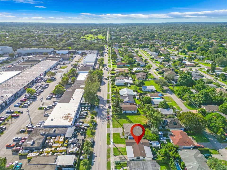 For Sale: $590,000 (3 beds, 2 baths, 1297 Square Feet)