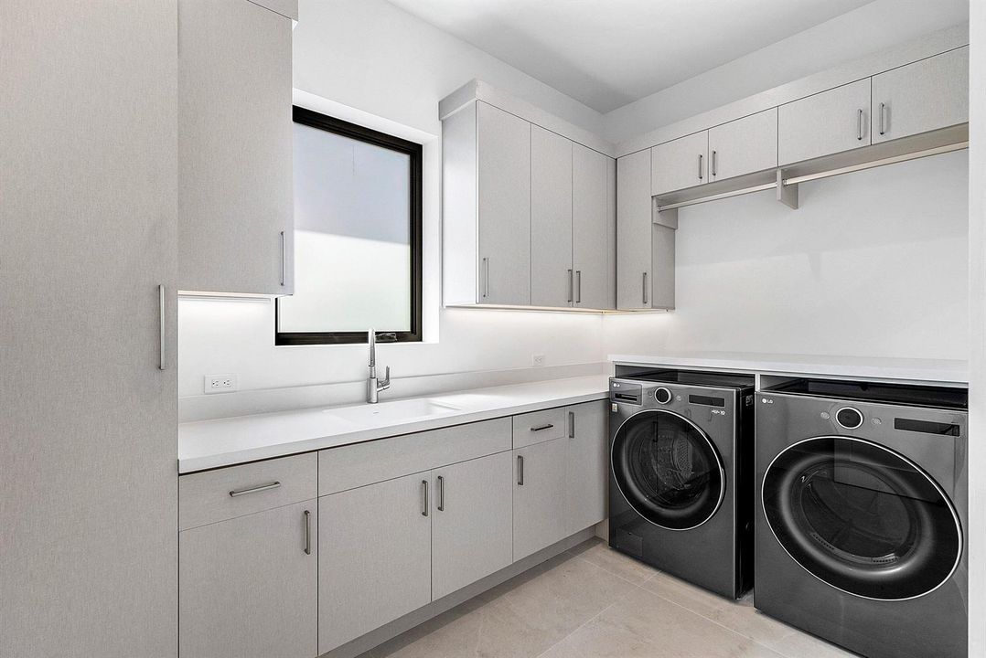 2nd Floor Laundry