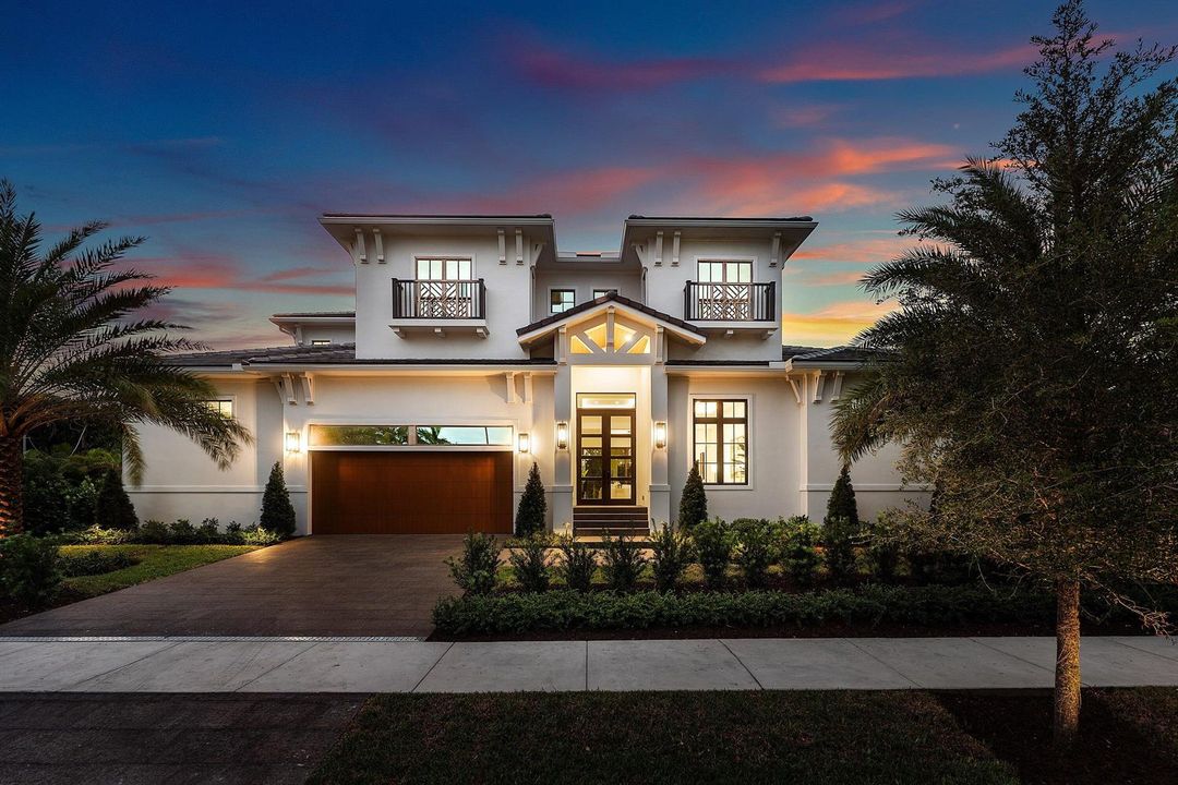 2609 NE 27th Way, Coastal Luxury