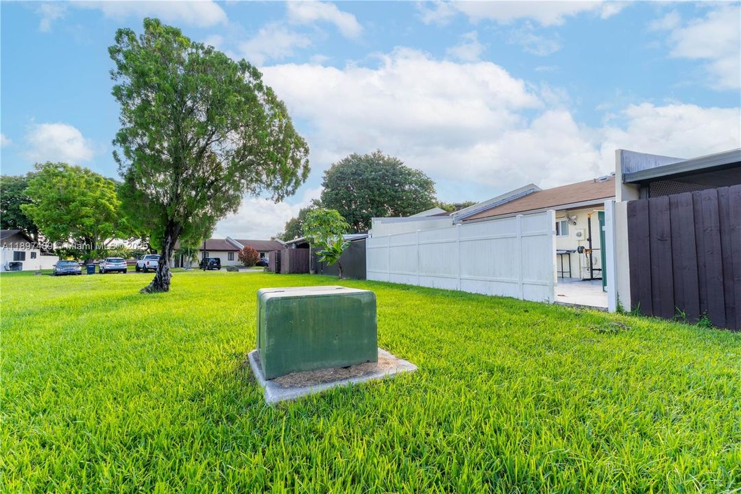 For Sale: $510,000 (3 beds, 1 baths, 970 Square Feet)
