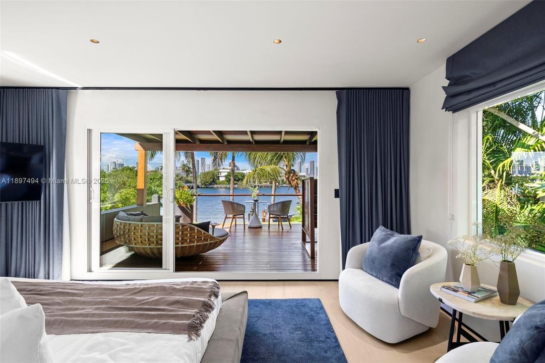 For Sale: $13,950,000 (4 beds, 4 baths, 3702 Square Feet)