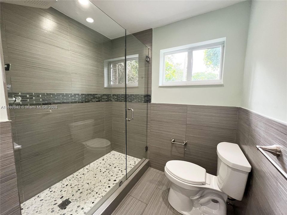 For Sale: $970,000 (4 beds, 3 baths, 2574 Square Feet)