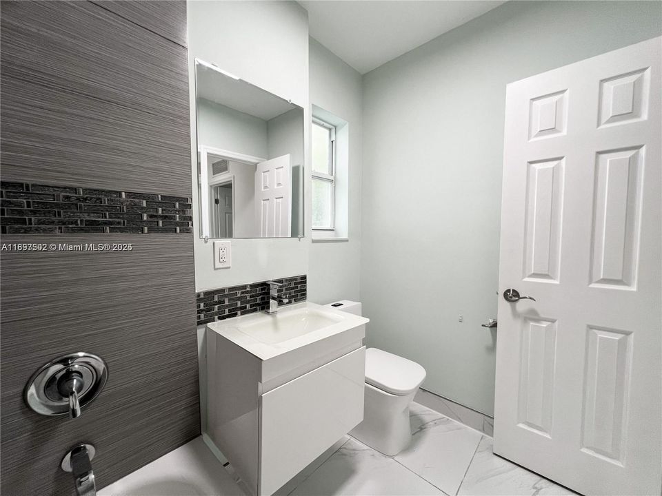 For Sale: $970,000 (4 beds, 3 baths, 2574 Square Feet)