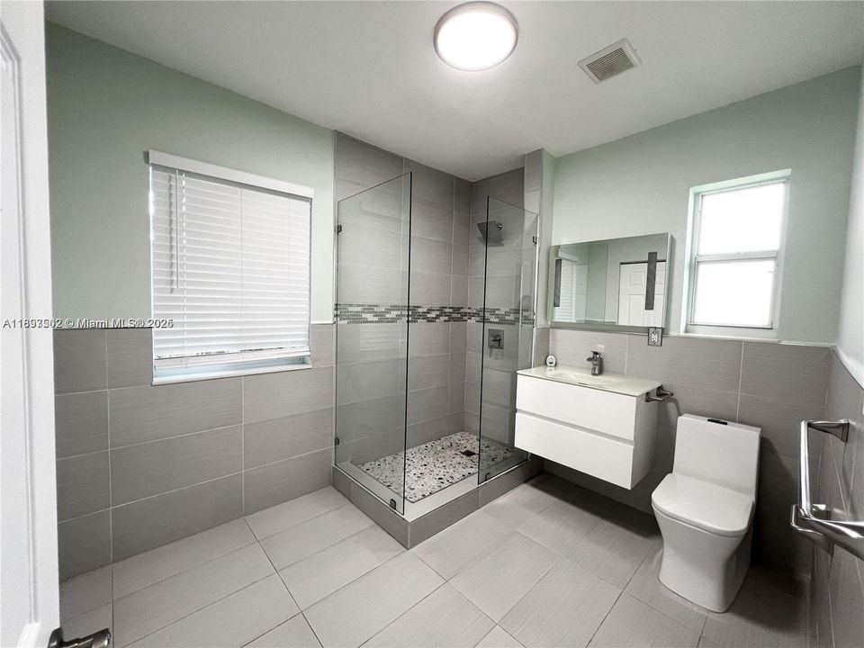 For Sale: $970,000 (4 beds, 3 baths, 2574 Square Feet)