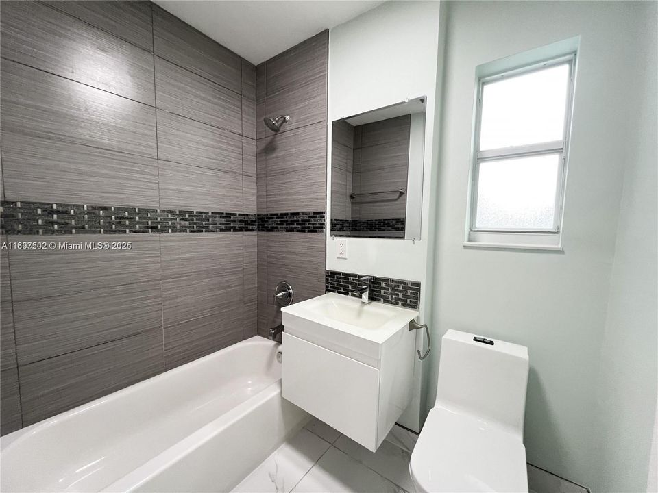 For Sale: $970,000 (4 beds, 3 baths, 2574 Square Feet)