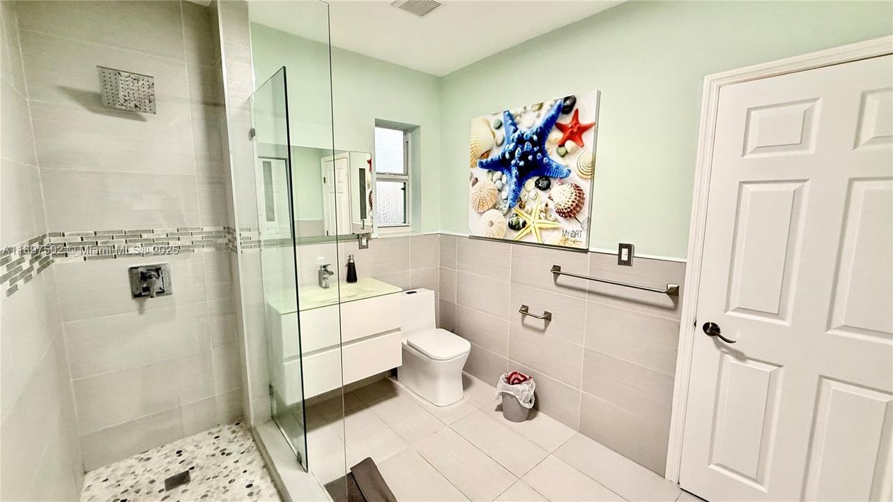 For Sale: $970,000 (4 beds, 3 baths, 2574 Square Feet)