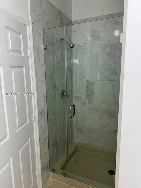 Recently Rented: $3,200 (3 beds, 2 baths, 1900 Square Feet)