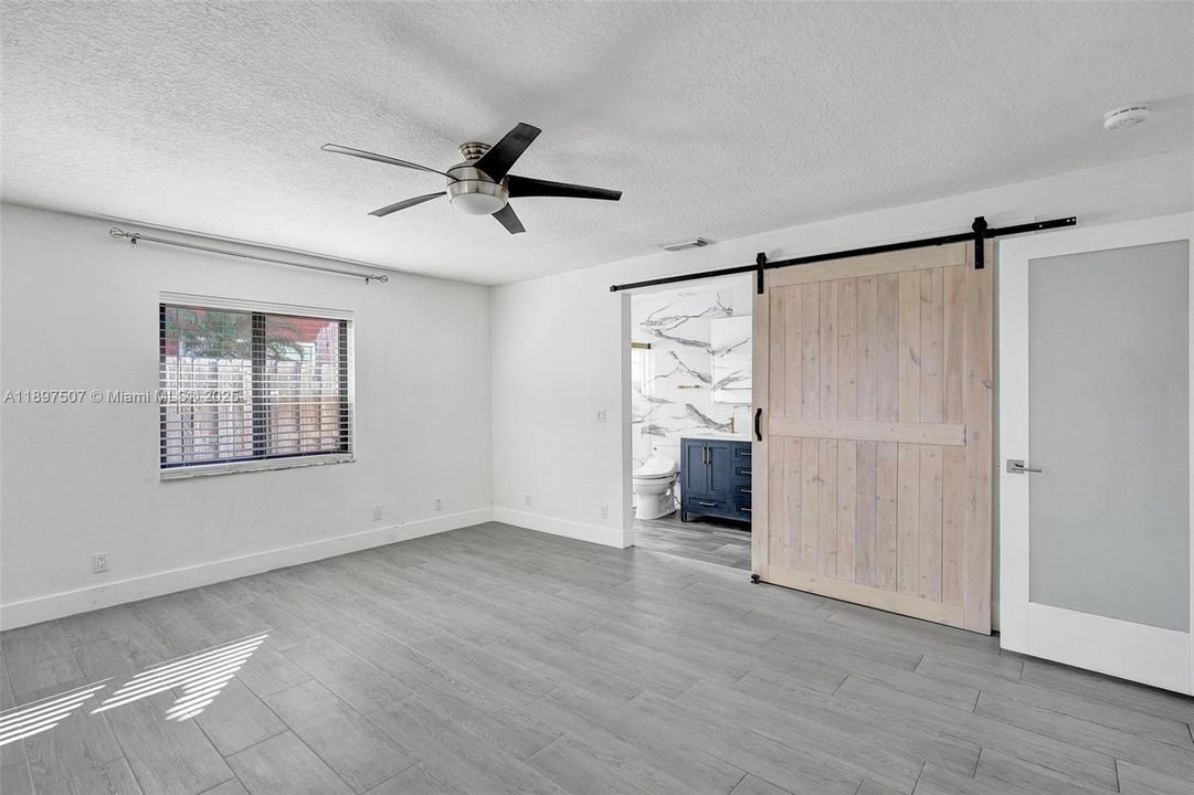 For Rent: $4,000 (3 beds, 2 baths, 1727 Square Feet)