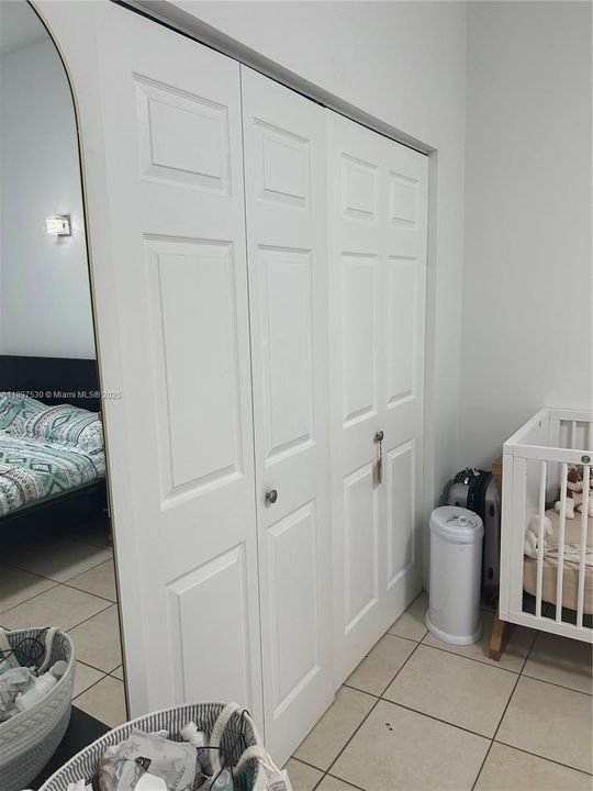 Под контрактом: $3,000 (3 спален, 2 ванн, 1195 Квадратных фут)