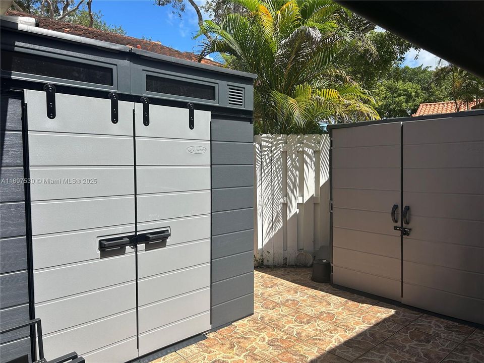 Под контрактом: $3,000 (3 спален, 2 ванн, 1195 Квадратных фут)