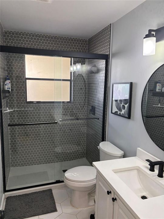 Под контрактом: $4,500 (2 спален, 2 ванн, 1180 Квадратных фут)