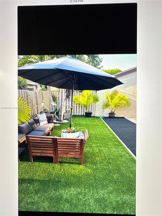 Recently Rented: $3,700 (3 beds, 2 baths, 1727 Square Feet)