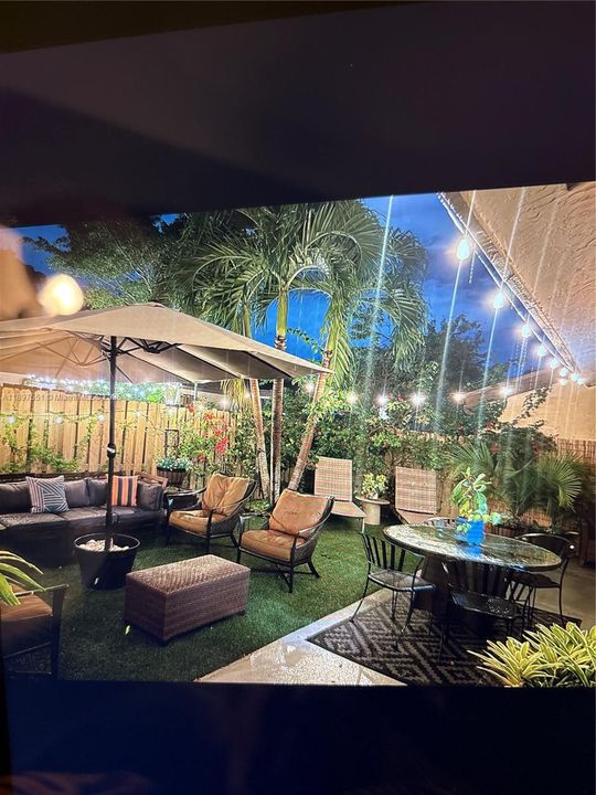 Recently Rented: $3,700 (3 beds, 2 baths, 1727 Square Feet)