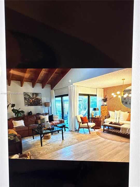 Recently Rented: $3,700 (3 beds, 2 baths, 1727 Square Feet)