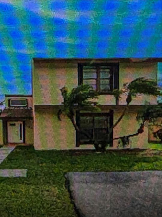 Recently Rented: $3,700 (3 beds, 2 baths, 1727 Square Feet)