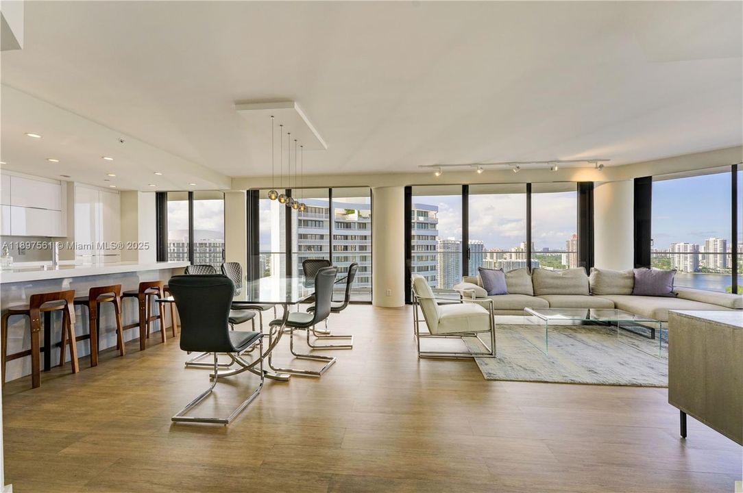 For Sale: $1,549,000 (2 beds, 3 baths, 2150 Square Feet)