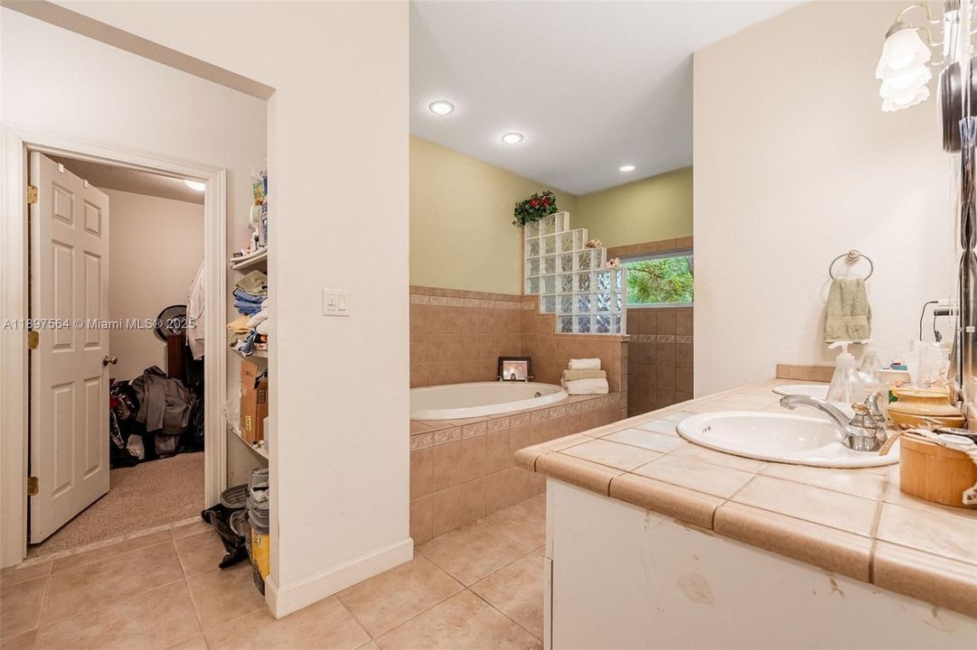 For Sale: $399,900 (3 beds, 2 baths, 0 Square Feet)