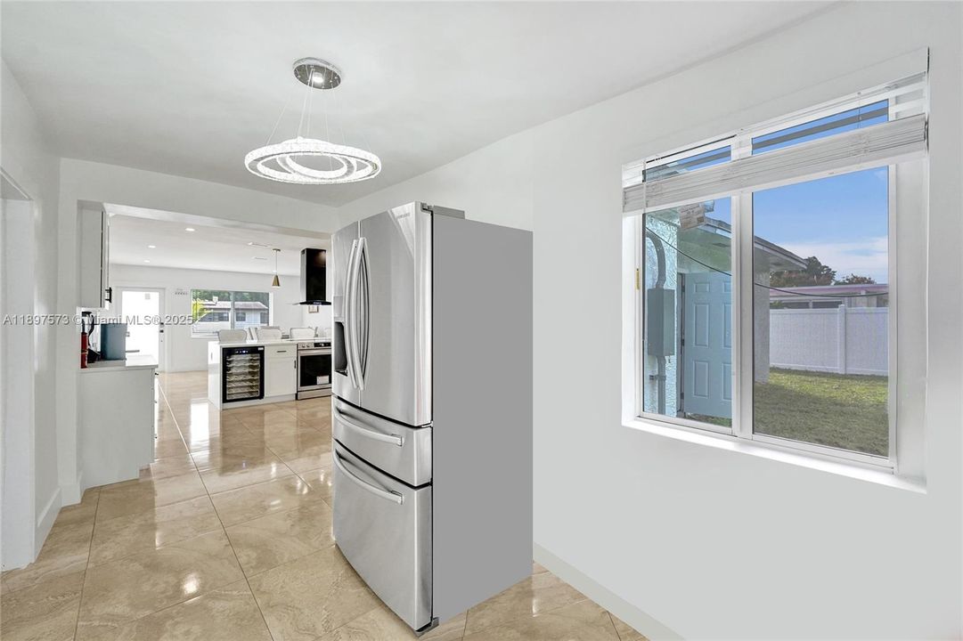 For Sale: $690,000 (5 beds, 3 baths, 1802 Square Feet)