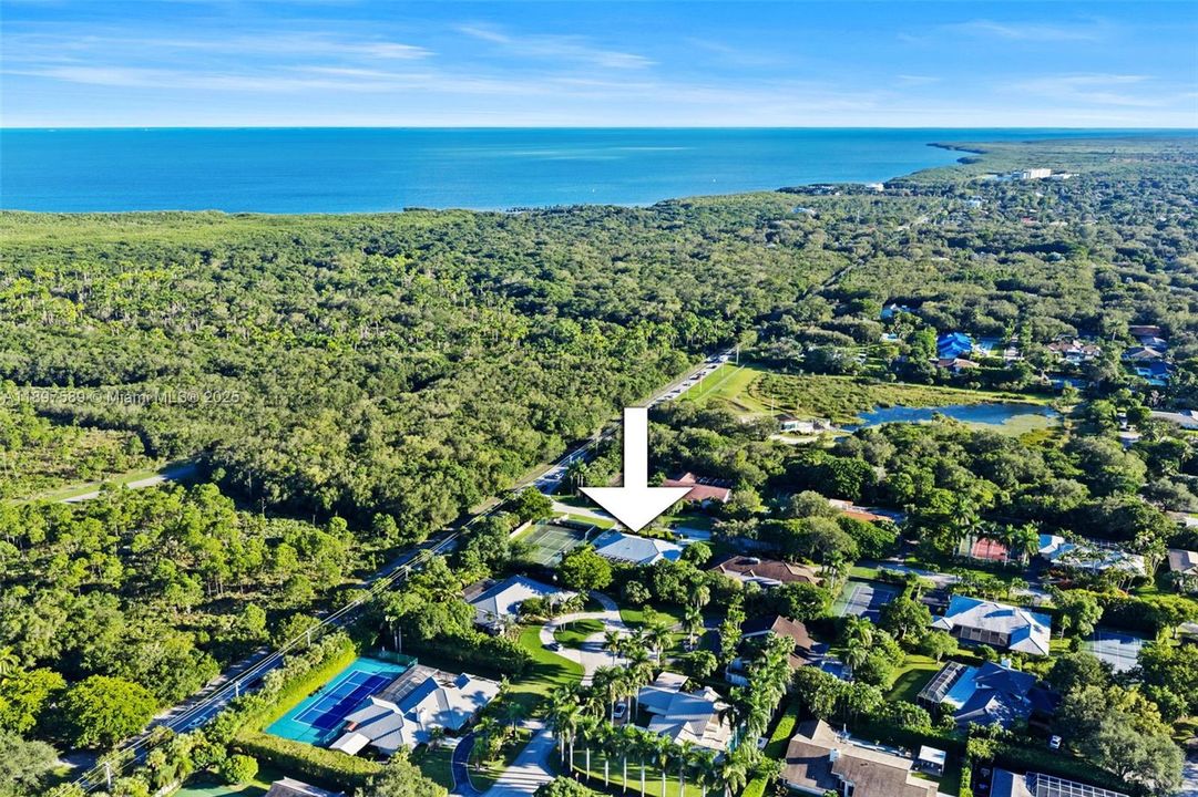 For Sale: $2,200,000 (5 beds, 4 baths, 3641 Square Feet)