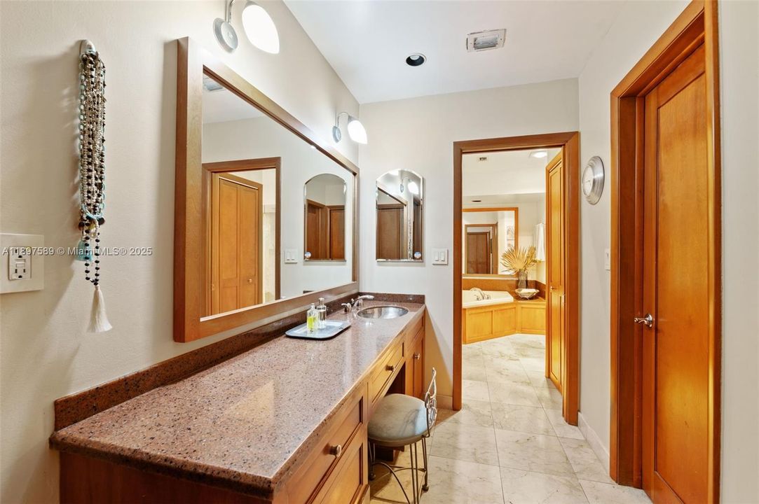 For Sale: $2,200,000 (5 beds, 4 baths, 3641 Square Feet)