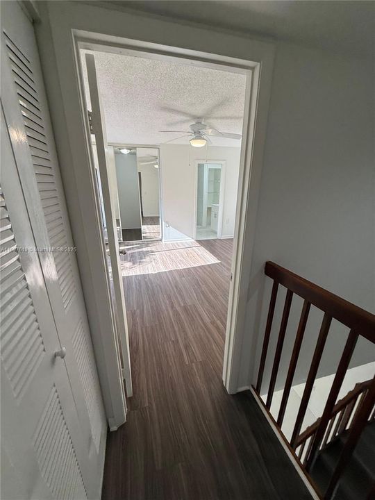 Active With Contract: $2,300 (2 beds, 2 baths, 1288 Square Feet)