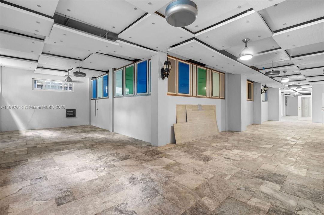 待售: $8,895,000 (6 贝兹, 7 浴室, 8933 平方英尺)