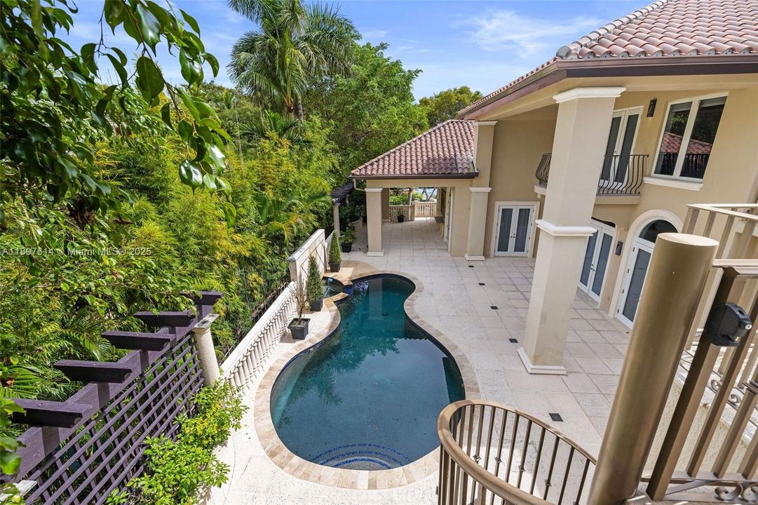 待售: $8,895,000 (6 贝兹, 7 浴室, 8933 平方英尺)