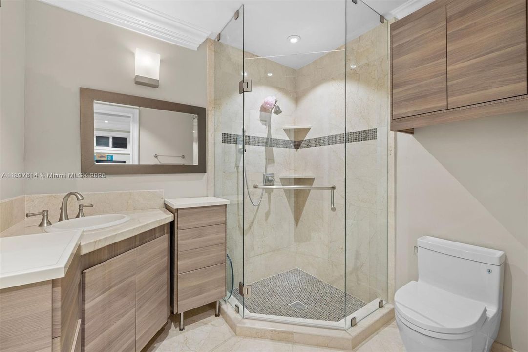 待售: $8,895,000 (6 贝兹, 7 浴室, 8933 平方英尺)