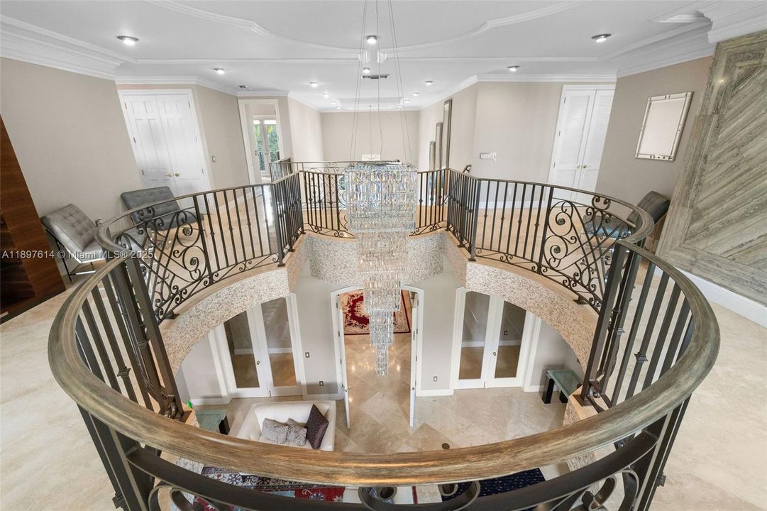 待售: $8,895,000 (6 贝兹, 7 浴室, 8933 平方英尺)